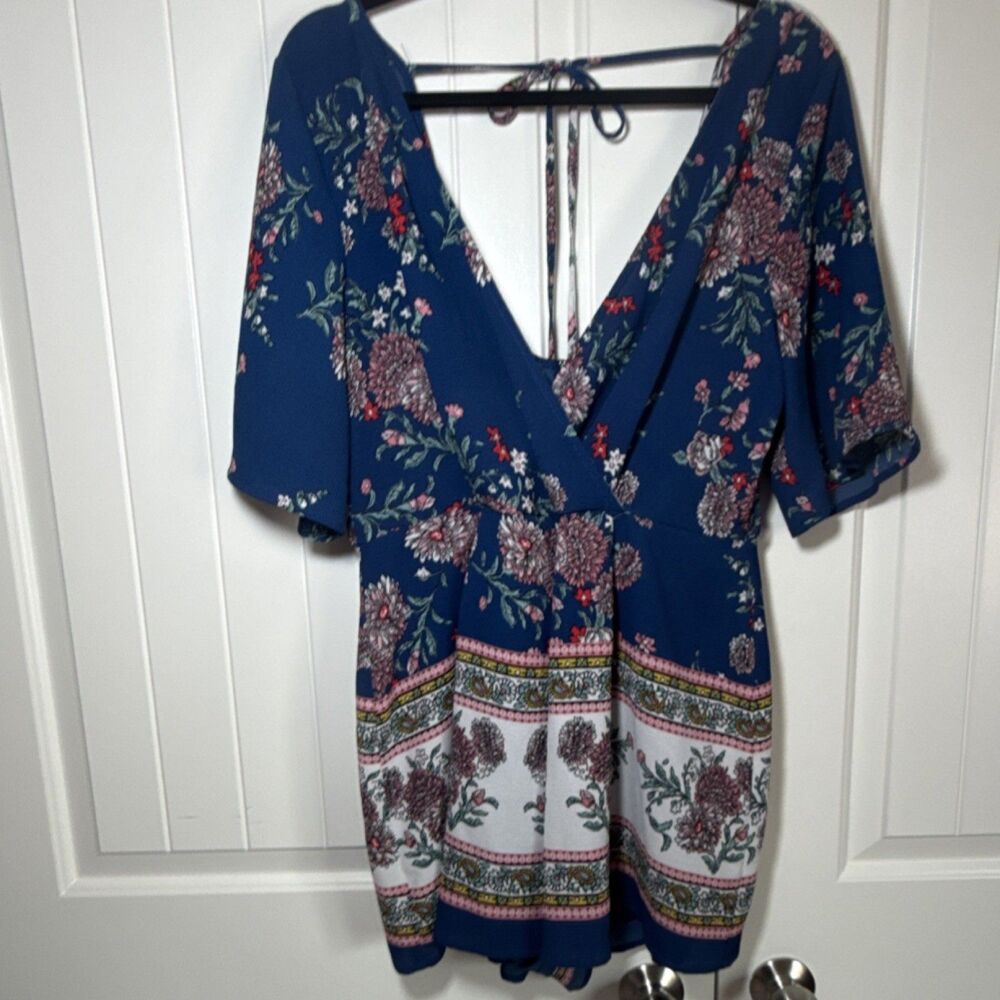 Trixxi Floral Multicolor Romper Blue V-Neck Short Sleeve Casual XL Women's